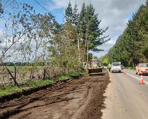 Vialidad de Los Ríos construye más de 30 kilómetros de sendas multipropósito en la región 