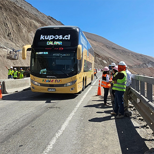 VIALIDAD DE ARICA Y PARINACOTA AMPLIÓ  HORARIO PARA EL TRÁNSITO VEHICULAR  POR LA CUESTA CHINCHORRO EN LA RUTA 5