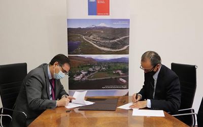 La Dirección de Vialidad y la Universidad San Sebastián firmaron convenio para fortalecer la infraestructura vial de nuestro país