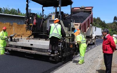 MOP AVANZA CON TRABAJOS DE ASFALTO EN RUTA QUE UNE TEMUCO CON CAJÓN
