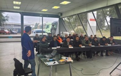 FUNCIONARIOS DE LA REGIÓN DE LOS LAGOS SE CAPACITARON EN OPERACIÓN Y MANTENIMIENTO DE NUEVOS CAMIONES TOLVA