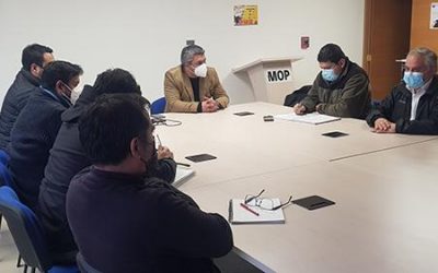 MOP y CORMA acuerdan trabajo conjunto para conservar caminos de la red vial regional del Maule
