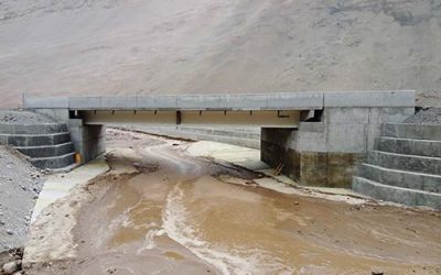 OBRAS MOP EN RUTA 5 TRAMO CHIZA-CUYA SOPORTARON BAJADA DEL CAUCE POR LLUVIAS ALTIPLÁNICAS