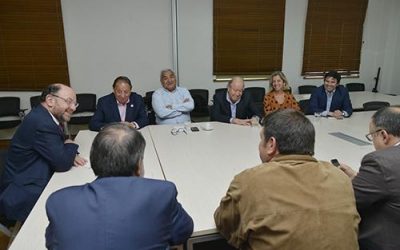 MINISTRO MORENO INFORMA QUE TODAS LAS RUTAS DEL PAÍS ESTÁN OPERATIVAS PARA EL ABASTECIMIENTO