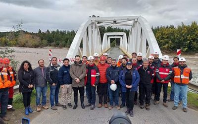 Director Nacional de Vialidad y Subsecretario de Defensa inspeccionaron en Linares el avance de las obras en acceso al puente Tres Arcos