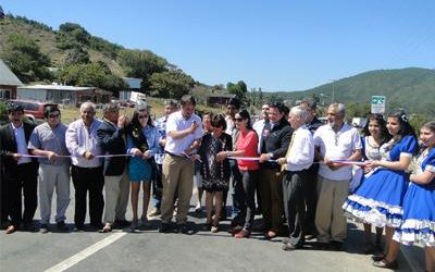 INAUGURAN RUTA QUE UNE CORRAL Y CHAIHUÍN EN LOS RÍOS