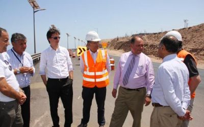 Director Nacional de Vialidad, Mario Fernández Rodríguez, realizó visita inspectiva a la Obra Bellavista en la Provincia de Iquique, Región de Tarapacá, en el marco de la celebración del primer año de gobierno de la presidenta Michelle Bachelet.