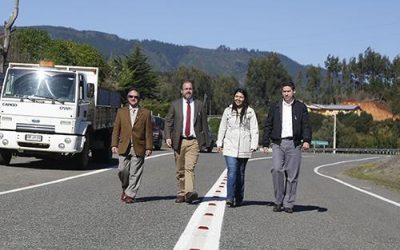 MINISTRO UNDURRAGA, DIRECTOR (S) DE VIALIDAD, MARIO ANGUITA, Y AUTORIDADES REGIONALES Y LOCALES, INAUGURAN RUTA COSTERA QUE UNE MAULE CON BIOBÍO Y SELLARON ACUERDO PARA MEJORAR CONECTIVIDAD EN VALLE DEL ITATA.
