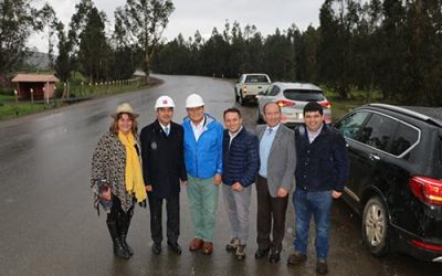 MOP AVANZA EN UN 50% TRABAJOS DE PAVIMENTACIÓN DEL CAMINO LUMACO – LOS SAUCES POR LAS ROSAS
