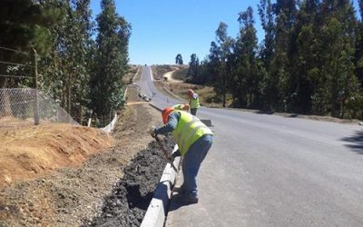 OBRAS DE PAVIMENTACIÓN DEL CAMINO LUMACO – LOS SAUCES POR LAS ROSAS ENTRAN EN SU ETAPA FINAL