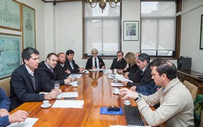 MINISTRO FONTAINE INSTRUYE MEDIDAS DE MONITOREO Y REFORZAMIENTO DE SEGURIDAD EN PUENTES ANTE NUEVO SISTEMA FRONTAL