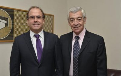 Ministro Undurraga y embajador argentino se reúnen para avanzar en infraestructura para la integración binacional