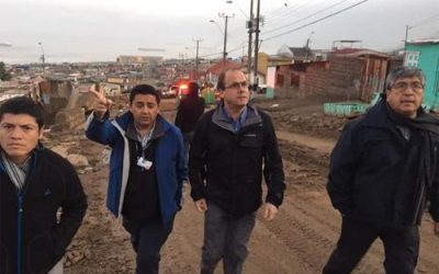 Ministro Undurraga dijo que prioridades en Tocopilla son asegurar la conectividad y comenzar las labores de limpieza