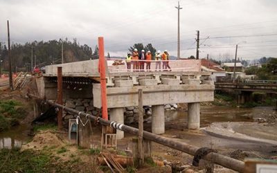 NUEVO PUENTE LYNCH EN HUALQUI ESTARÁ EN SERVICIO ANTES DE FIN DE AÑO.