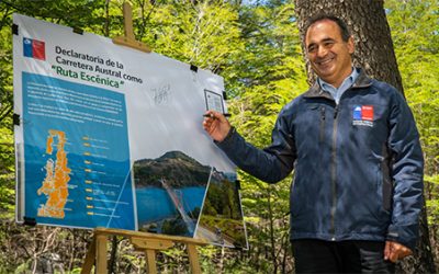 El Director Nacional de Vialidad del MOP, Horacio Pfeiffer, firmó la declaratoria que define a la Carretera Austral como Ruta Escénica