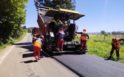 Vialidad de Los Ríos comenzó temporada de asfalto 2025 – 2026