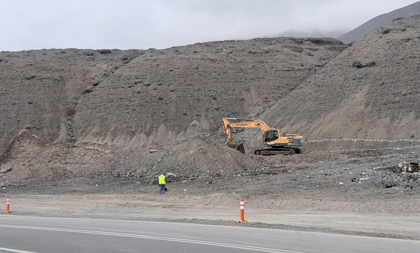 Vialidad de Antofagasta inició mejoramiento en ruta 1 entre Caleta Urco y sector Aduana
