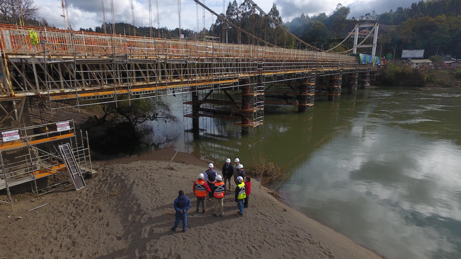 Obras de emergencia en puente Eduardo Frei de Carahue finalizarán en noviembre